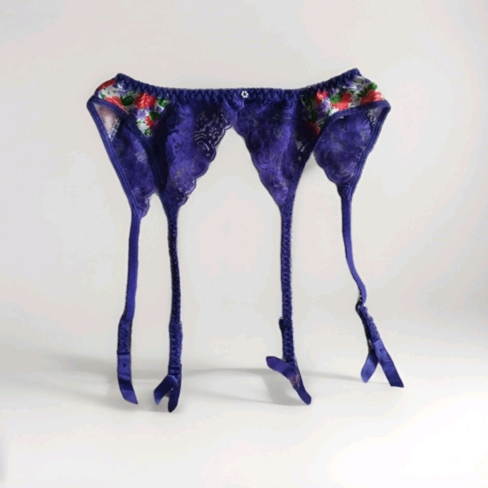 Christian Dior Purple Lace Floral Garter Belt